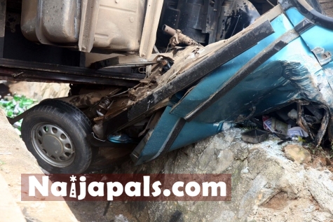 TRAGEDY: Woman Killed, Many Injured As Truck Crushes Six Vehicles In Abuja ?action=dlattach&topic=165596